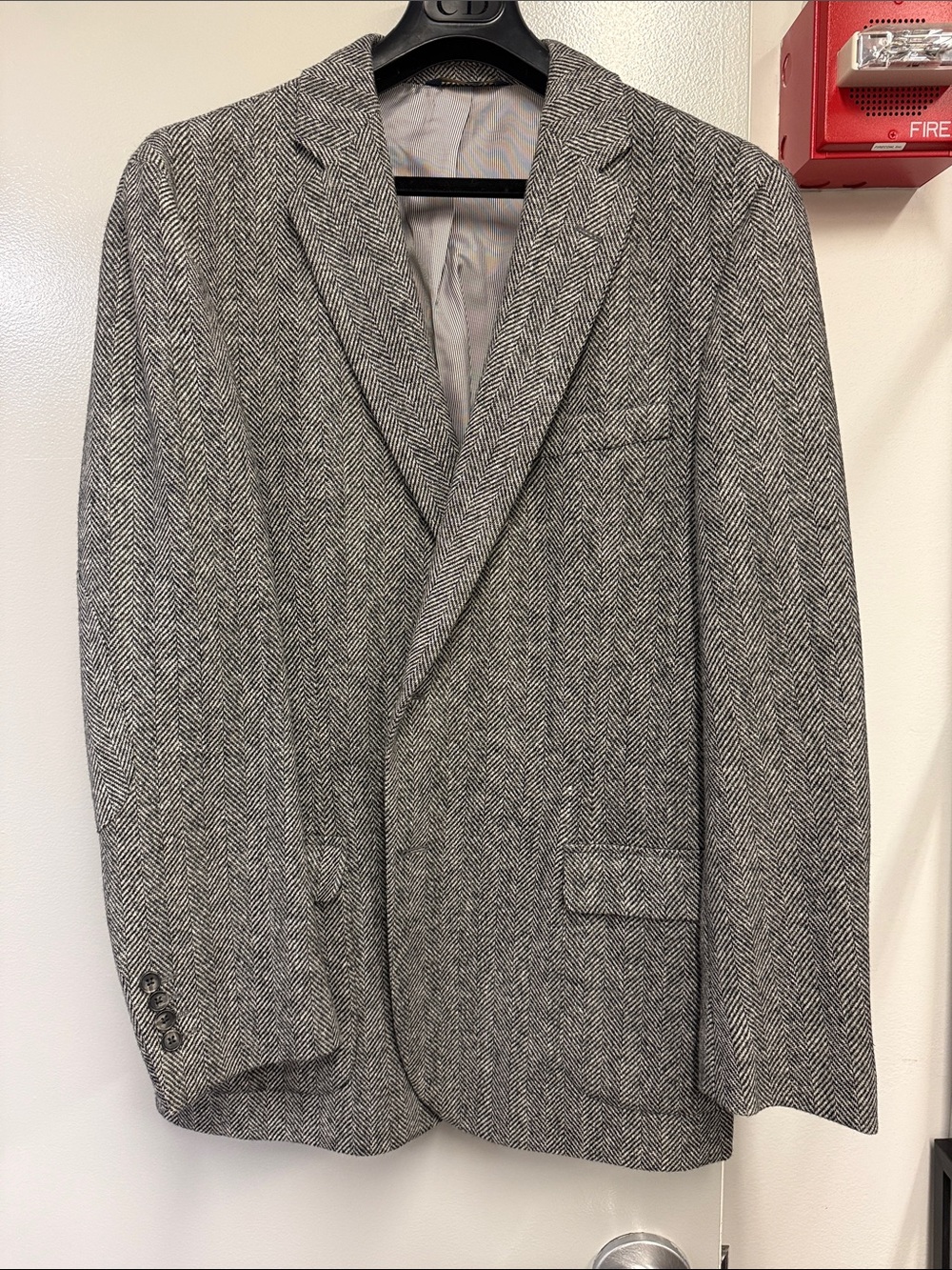 Brooks Brothers Classic Gray Herringbone Blazer - Men Suits & Blazers